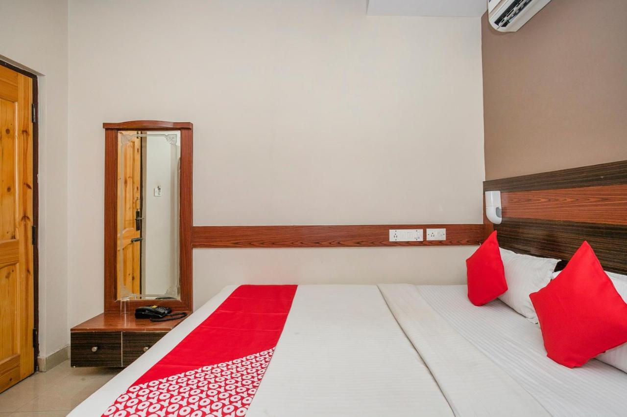 Oyo 436 Emirates Suites Bangalore Exterior photo